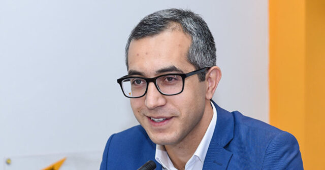 Kamran Əsədovla bağlı daha bir QALMAQAL – Dövlət müəssisələrində necə işləyib?