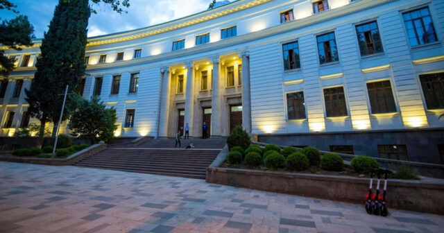 Gələn ildən Gürcüstanın dövlət universitetlərində təhsil tam pulsuz olacaq