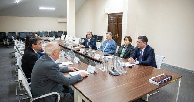 Medianın İnkişafı Agentliyinin Müşahidə Şurasının iclası keçirildi – FOTO Medianın İnkişafı Agentliyinin Müşahidə Şurasının iclası keçirildi – FOTO