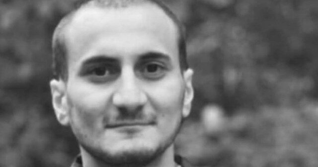 Azərbaycan Ordusunun əsgəri vəfat etdi – FOTO Azərbaycan Ordusunun əsgəri vəfat etdi – FOTO