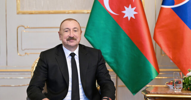 İlham Əliyev Bəhreynin Kralını təbrik etdi İlham Əliyev Bəhreynin Kralını təbrik etdi