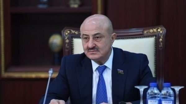 Qalmaqallı keçmişi olan deputat Asif Əsgərovla bağlı ŞOK – 1,4 milyon görün hara xərclənibmiş Qalmaqallı keçmişi olan deputat Asif Əsgərovla bağlı ŞOK – 1,4 milyon görün hara xərclənibmiş