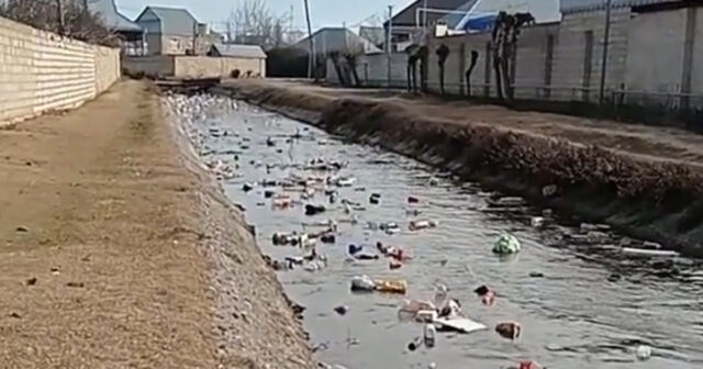 İcra hakimiyyətinin arxasındakı kanal niyə təmizlənmir? – VİDEO