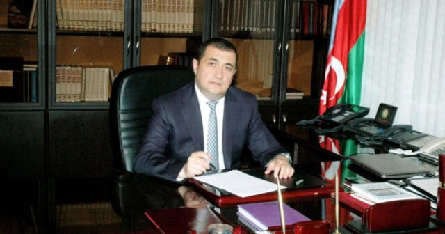 İcra başçısının nümayəndəliyi möhürü itirdi