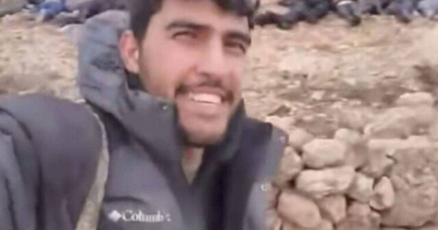 PKK terrorçuları Suriyanın şimalında dinc əhaliyə qarşı qətliam TÖRƏTDİ – 18+ VİDEO PKK terrorçuları Suriyanın şimalında dinc əhaliyə qarşı qətliam TÖRƏTDİ – 18+ VİDEO