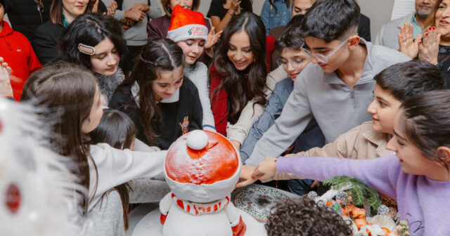 “Tut Əlimdən” Uşaqlar üçün Sosial Reabilitasiya Mərkəzində bayram şənliyi təşkil olundu