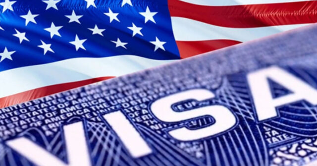 ABŞ 100 mindən çox vizanı ləğv etdi