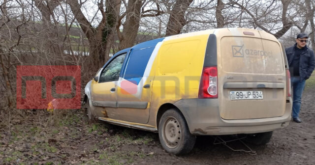 Azərpoçtun əməkdaşı qəzaya düşdü – FOTO