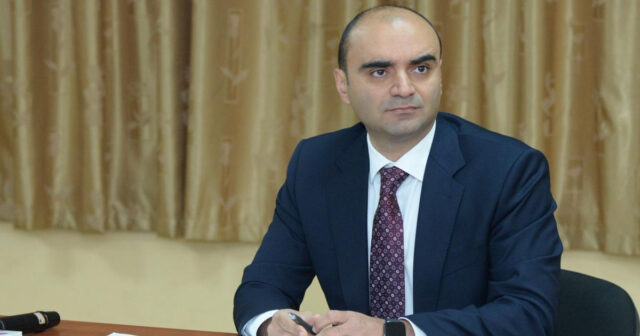 İşdən qovulan icra başçısının daha bir qanunsuzluğu: İşçiləri kütləvi işdən çıxardırmış… İşdən qovulan icra başçısının daha bir qanunsuzluğu: İşçiləri kütləvi işdən çıxardırmış…