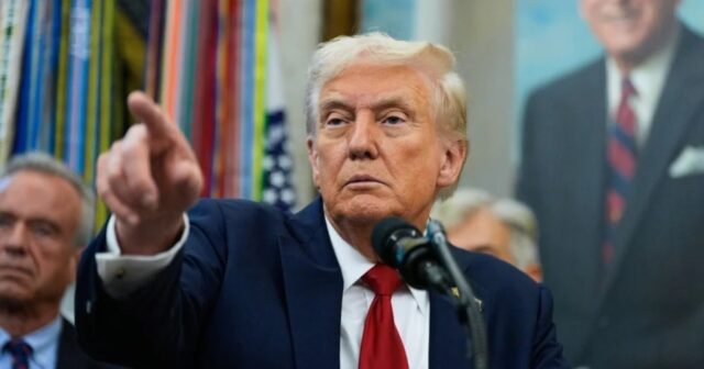 Tramp: ABŞ olmasaydı, indi hamınız alman və ya yapon dilində danışardınız