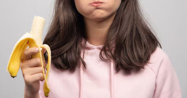 Bakıda satıcı qıza banan alan şəxs həbs olundu