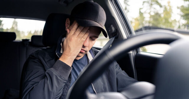 İcra başçısı yenicə işə götürdüyü sürücüsünü vəzifədən azad etdi İcra başçısı yenicə işə götürdüyü sürücüsünü vəzifədən azad etdi