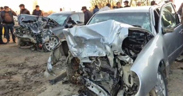 Salyanda AĞIR QƏZA: ölənlər və xəsarət alan var – YENİLƏNİB – VİDEO Salyanda AĞIR QƏZA: ölənlər və xəsarət alan var – YENİLƏNİB – VİDEO