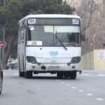 Bakıda bu avtobus 3 təkər üzərində hərəkət edib? – VİDEO
