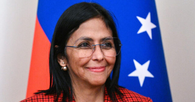 Delsi Rodrigez Venesuela prezidentinin səlahiyyətlərini icra edən şəxs kimi and içib