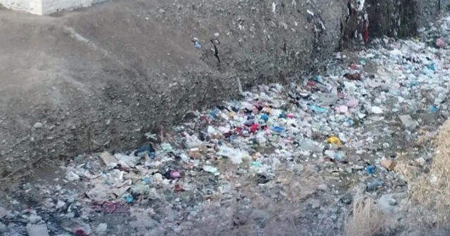 Gəncəçay zibil yatağına çevrilib – FOTO