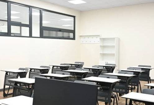 Təhlükəsizlik Şurasının katibinin qızı unversitetdən uzaqlaşdırıldı – Bu ölkədə