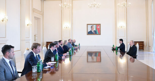Azərbaycan Prezidenti İlham Əliyev ABŞ nümayəndə heyətini qəbul edib – FOTO