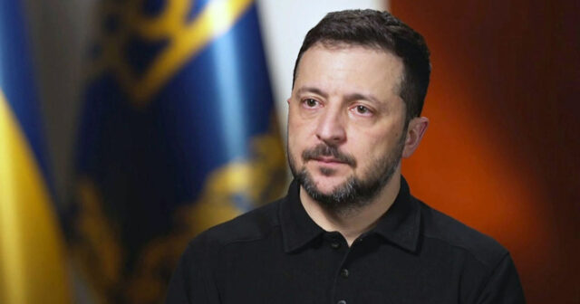 Zelenski ərazi məsələsinin həlli üçün şərtləri sadaladı