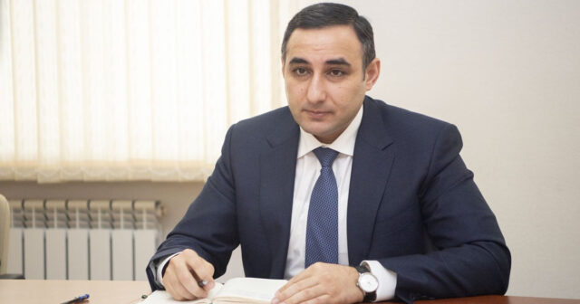 İşdən çıxarılan nazir müavini kimdir? -DOSYE İşdən çıxarılan nazir müavini kimdir? -DOSYE