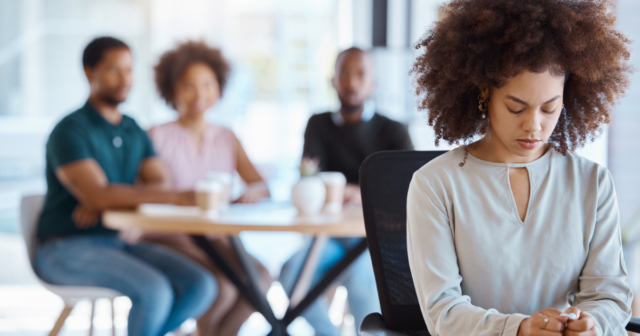 Onlar daima həyatdan ŞİKAYƏTÇİDİRLƏR Onlar daima həyatdan ŞİKAYƏTÇİDİRLƏR