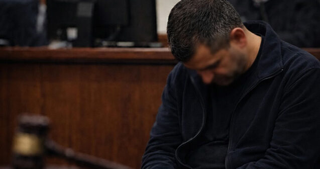 Görüşlərə hərbi formada gələn “məmur”un fırıldağı