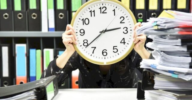 Bu şəxslərin maaşı saathesabı olacaq