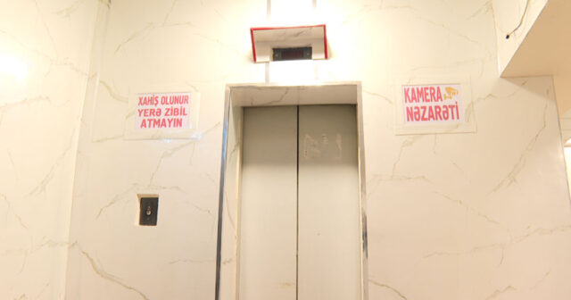 Bakıda çoxmərtəbəli yaşayış binasının lifti işləmir – VİDEO