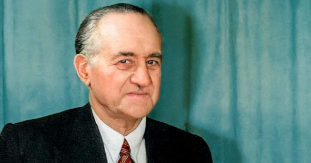 Rəsulzadənin Bakıdakı evinin divarına vurulacaq LÖVHƏ Rəsulzadənin Bakıdakı evinin divarına vurulacaq LÖVHƏ