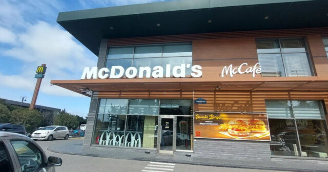 Uşaqlarınıza “Mcdonalds” qidaları ALMAYIN! – Mütəxəssisdən ÇAĞIRIŞ