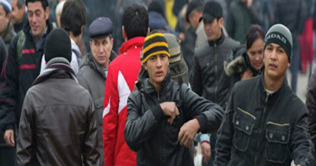 Rusiyada azərbaycanlı miqrantlar zorla müharibəyə cəlb olunur Rusiyada azərbaycanlı miqrantlar zorla müharibəyə cəlb olunur