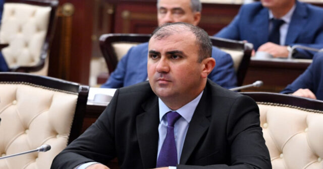 Aparat rəhbərinin istefasının pərdəarxası: Naxçıvanda “kiçik üsyan”, paytaxtdan xəbərdarlıq