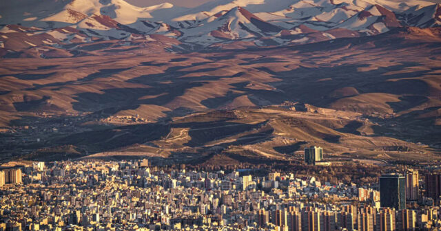 SON DƏQİQƏ! Ölkədə hərbi vəziyyət elan edildi SON DƏQİQƏ! Ölkədə hərbi vəziyyət elan edildi