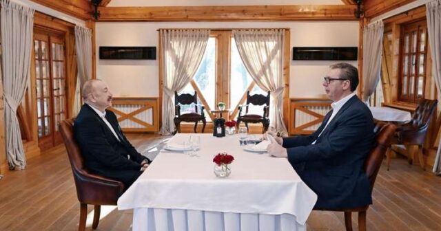 Prezidentlər qeyri-rəsmi səhər yeməyində – FOTO