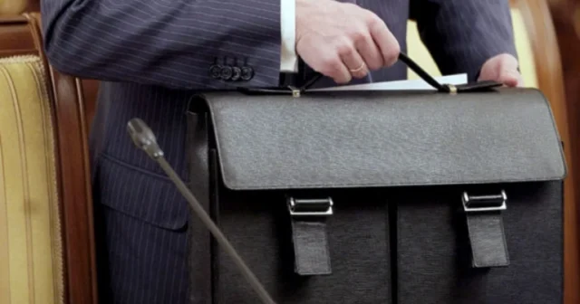 Azərbaycanda ölümlə təhdid edilən şəxsə VƏZİFƏ VERİLDİ Azərbaycanda ölümlə təhdid edilən şəxsə VƏZİFƏ VERİLDİ