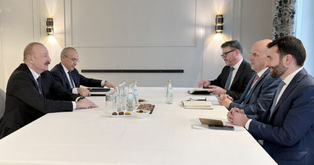 Prezident İlham Əliyev Mayk Sisiliya ilə görüşüb