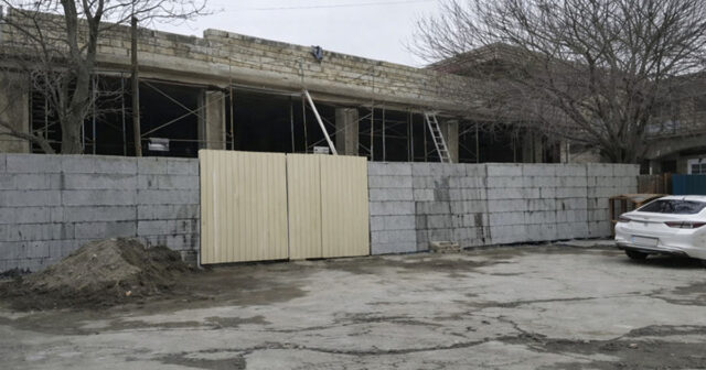 İcra nümayəndəsi Buzovnada qanunsuz obyekt tikir? – RİH və nümayəndəlik susur