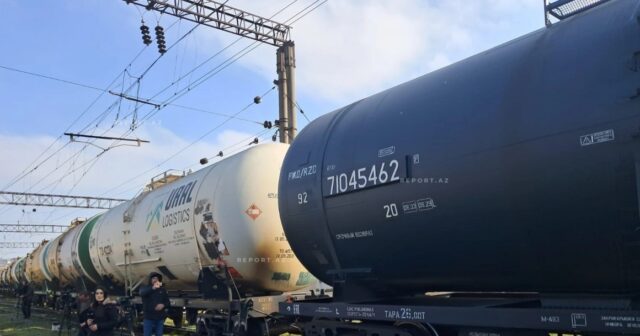 Ermənistana göndərilən Rusiya taxılı Bakıdan yola düşdü 