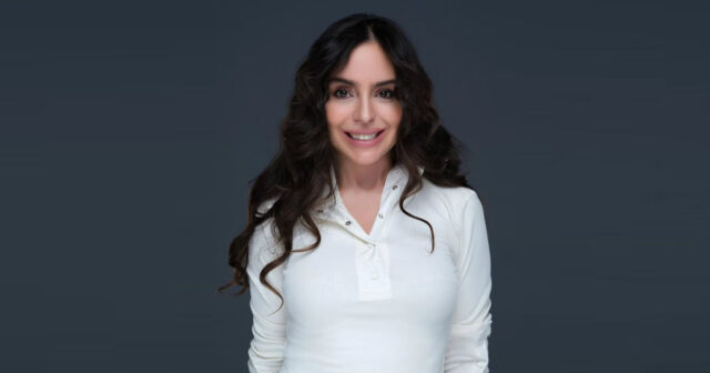 Leyla Əliyeva yeni şeirini təqdim edib Leyla Əliyeva yeni şeirini təqdim edib