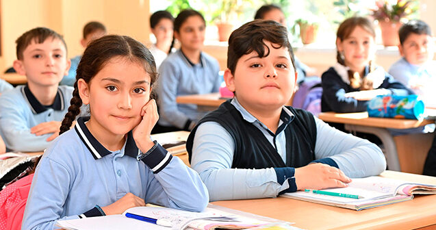 Şagirdlərin elektron yerdəyişməsinə başlanılır