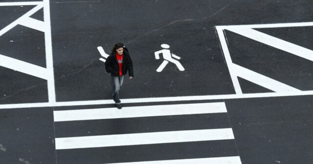 Piyada keçidi, yoxsa ölüm zolağı? – VİDEO