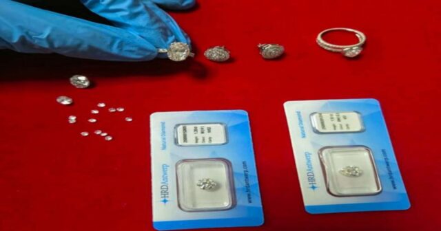 Dubaydan gətirilən brilyantlar gömrükdə tutuldu