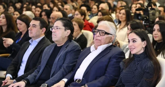 Leyla Əliyeva Qəbələdə “Qış nağılı” II Beynəlxalq Musiqi Festivalından videogörüntü paylaşıb