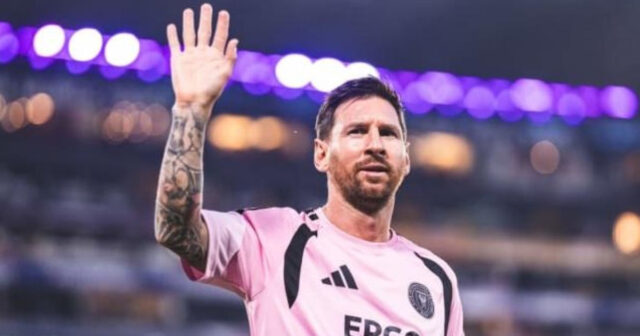 Messiyə görə matç təxirə salındı