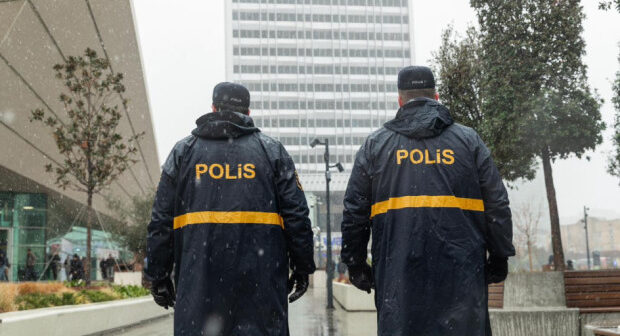Yağış sınağından üzüağ çıxanlar – Azərbaycan polisinin MÖHTƏŞƏM XİDMƏTİ