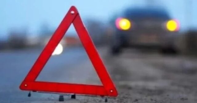 Zaqatalada avtomobil çuxura düşdü, sürücü xəsarət aldı