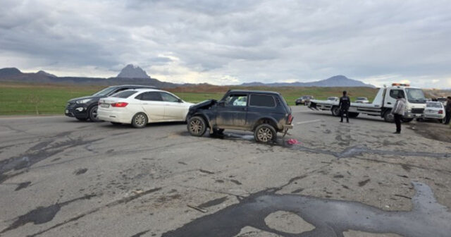 Naxçıvanda qəza oldu, yaralılar var – FOTO