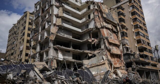 Livanda ölənlərin sayı 1200-ə yaxınlaşır