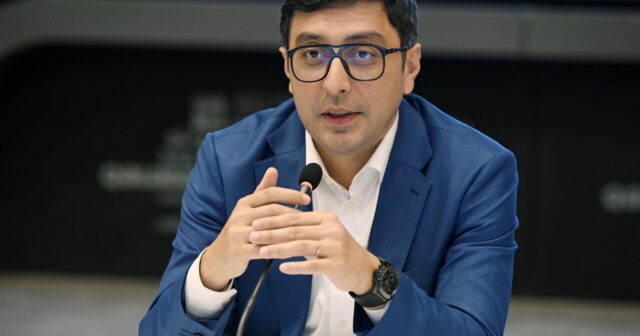 Fərid Qayıbov onu özünə yenidən müşavir təyin etdi – FOTO