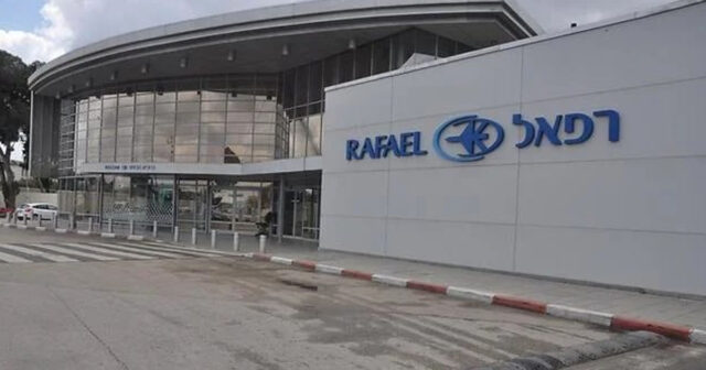 İran İsrailin hərbi nəhənglərini vurdu